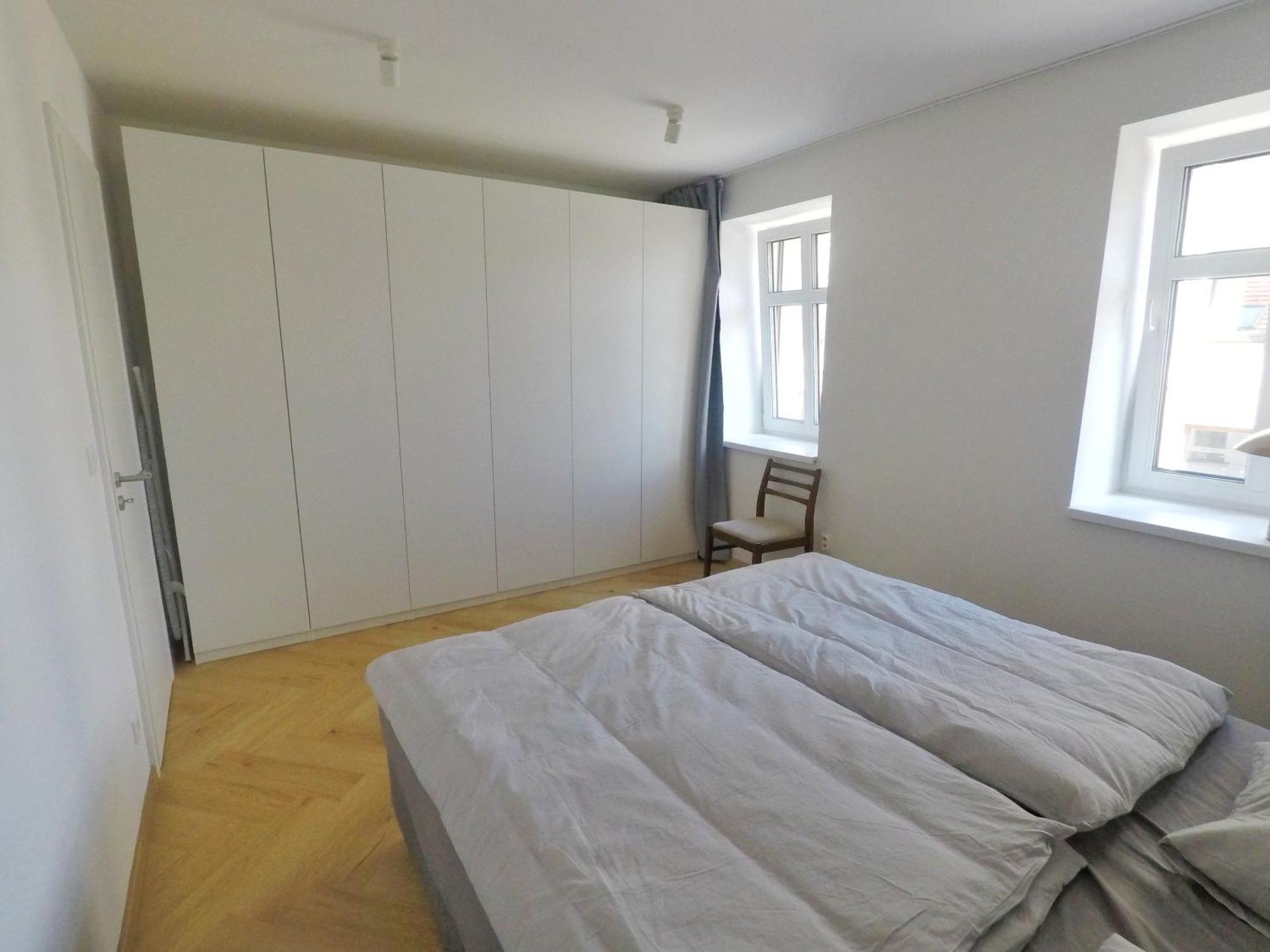 Beautiful New Apt In Old Town Near Train Station - Free Parking Bratislava Exterior photo